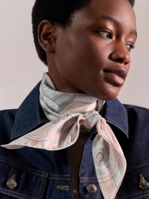 Scarves 90 - Hermès silk scarves for women | Hermès Carré | Hermès USA
